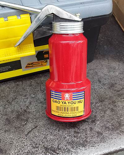 12x36_oil_can.jpg