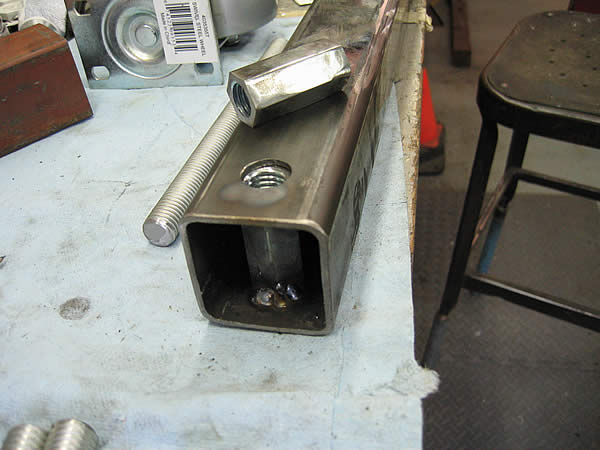G0519_stand_feet2.jpg