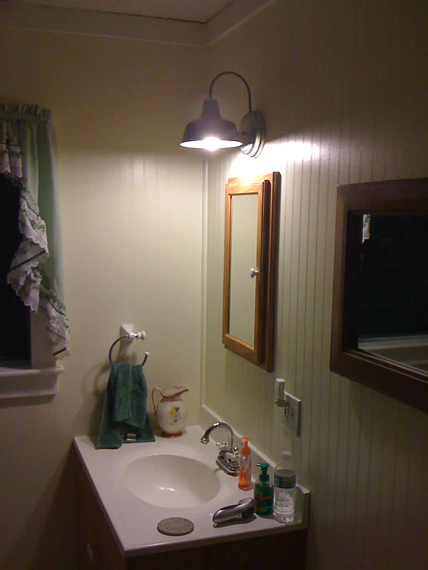 BathLight.jpg
